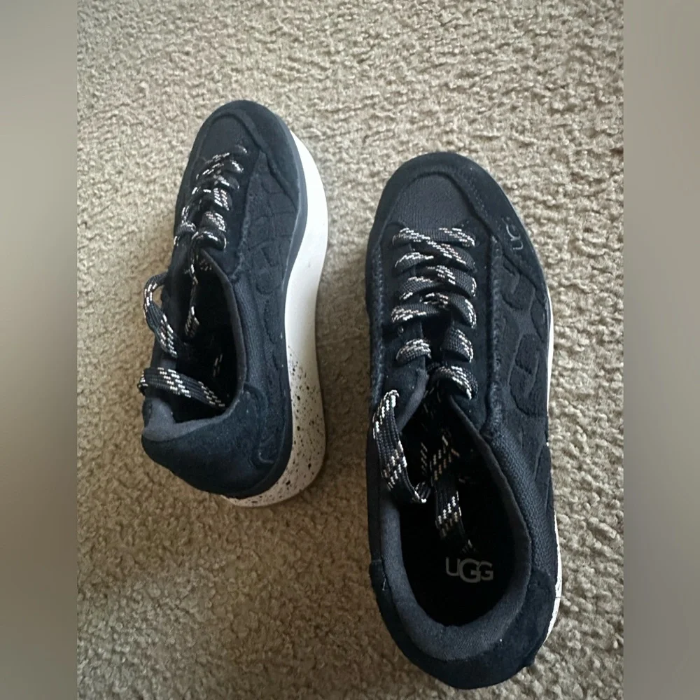 UGG Womens Marin Lace Logo Sneaker Black Size 11 NWT